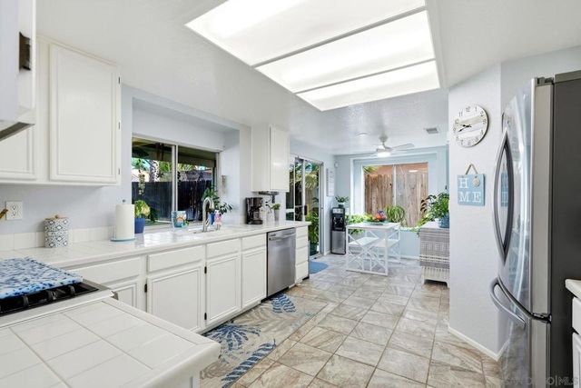 39813 Creative Drive, Temecula, CA 92591