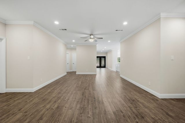 899 E Jefferson Street, Van Alstyne, TX 75495