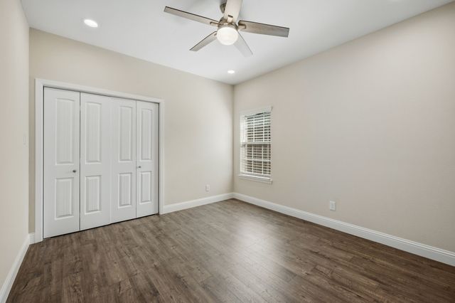899 E Jefferson Street, Van Alstyne, TX 75495