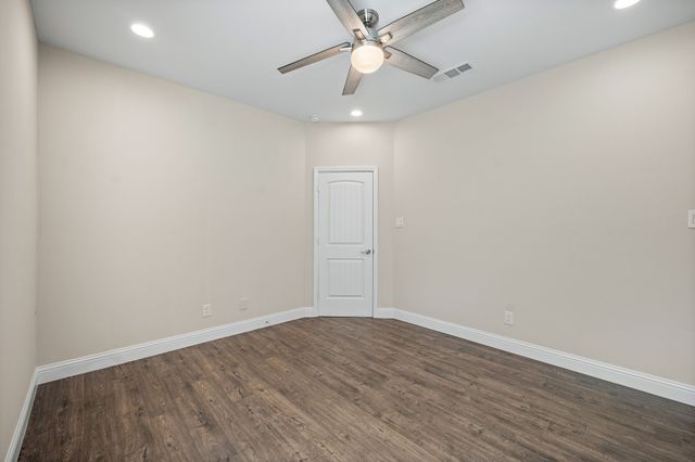 899 E Jefferson Street, Van Alstyne, TX 75495