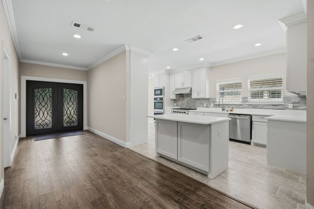 899 E Jefferson Street, Van Alstyne, TX 75495