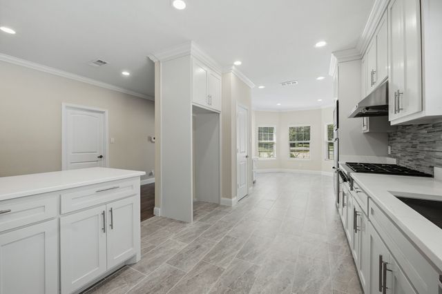 899 E Jefferson Street, Van Alstyne, TX 75495