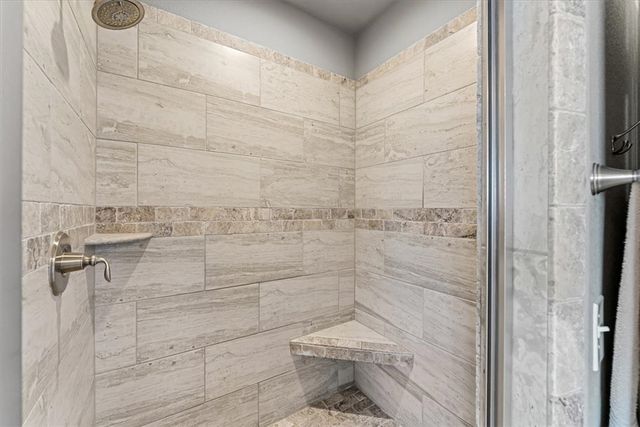6309 W Murfield Drive, Rogers, AR 72758