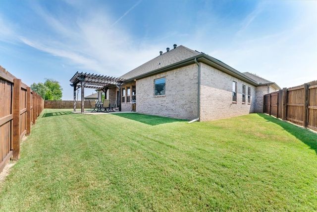 6309 W Murfield Drive, Rogers, AR 72758