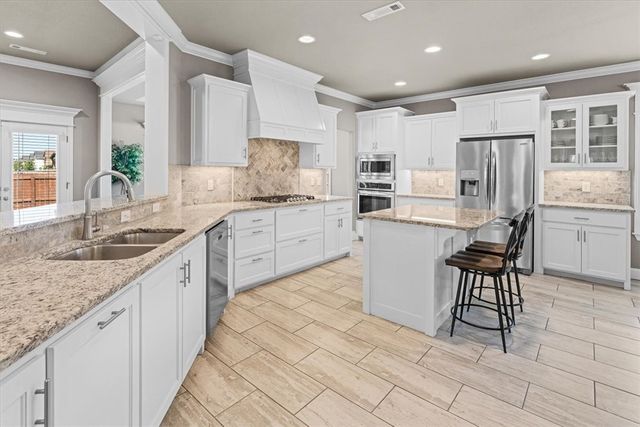 6309 W Murfield Drive, Rogers, AR 72758