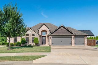 6309 W Murfield Drive, Rogers, AR 72758
