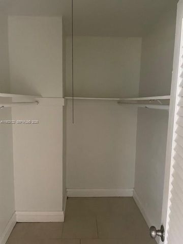 10185 Collins Ave 321, Bal Harbour, FL 33154