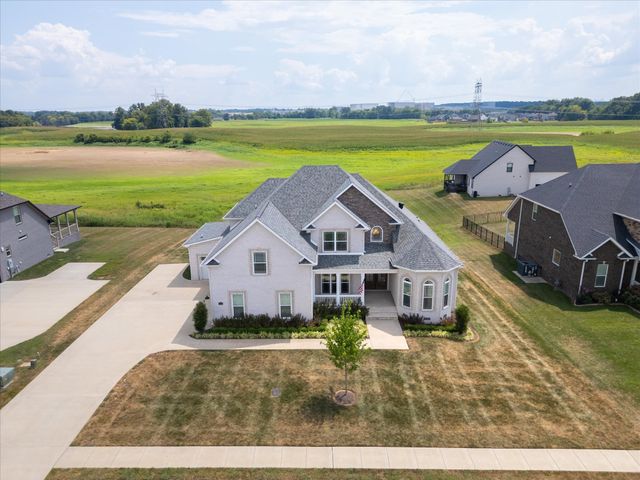 1141 Archibald Dr, Clarksville, TN 37040