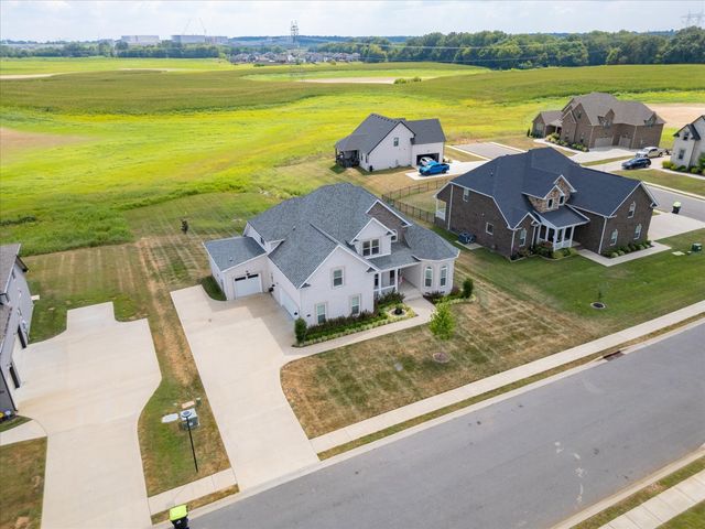 1141 Archibald Dr, Clarksville, TN 37040