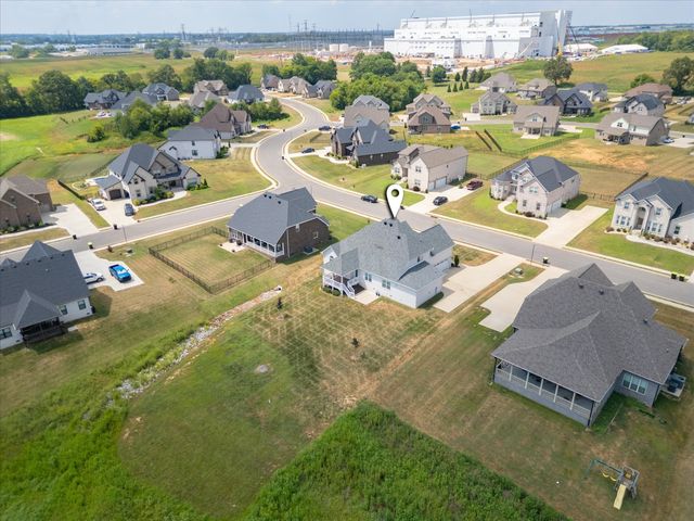 1141 Archibald Dr, Clarksville, TN 37040