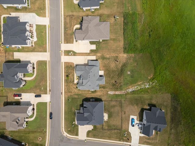 1141 Archibald Dr, Clarksville, TN 37040