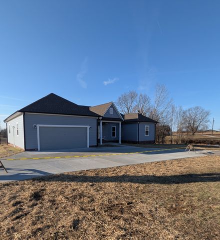 133 Northpoint Dr, Summertown, TN 38483