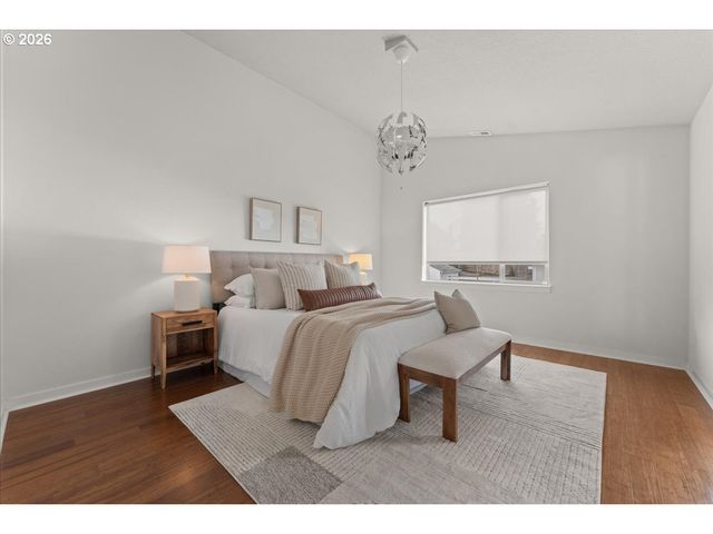 37 Ne SKIDMORE St, Portland, OR 97211