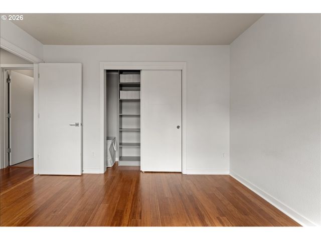 37 Ne SKIDMORE St, Portland, OR 97211