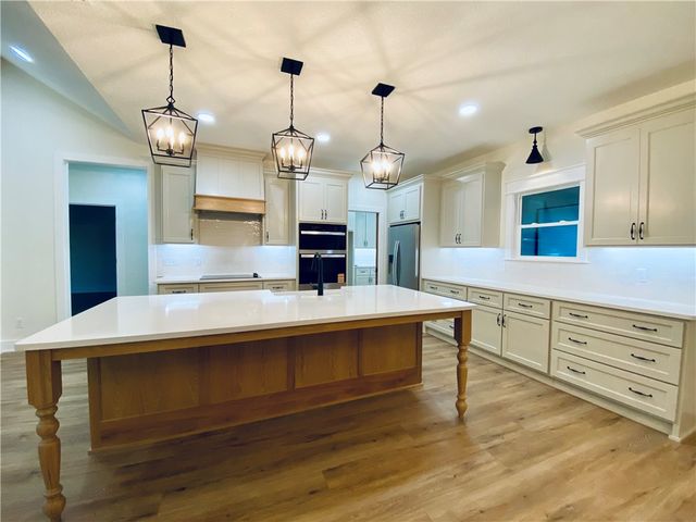 194 Piney Bluff Road, Waverly, GA 31565