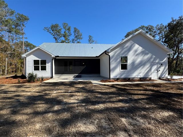 194 Piney Bluff Road, Waverly, GA 31565