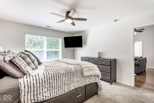 6119 Green Glade Drive, Whitestown, IN 46075