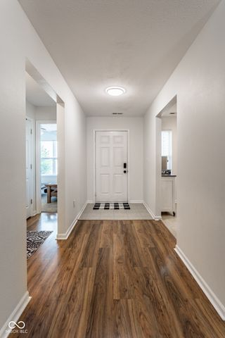 6119 Green Glade Drive, Whitestown, IN 46075