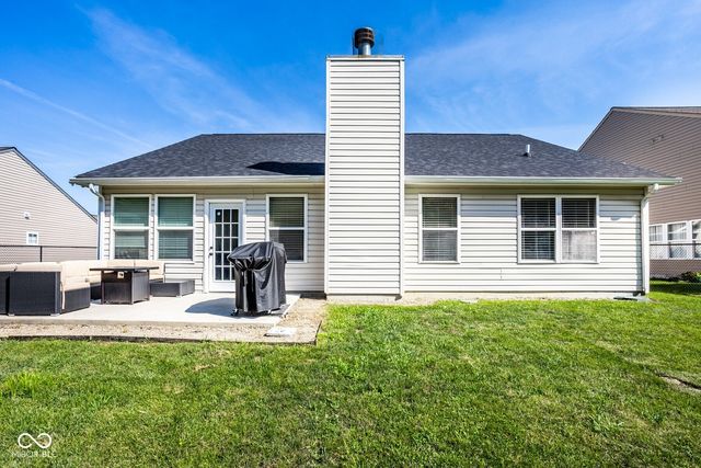 6119 Green Glade Drive, Whitestown, IN 46075