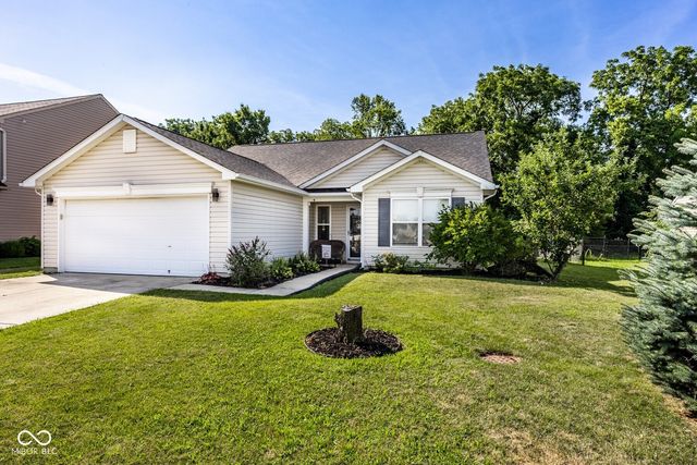 6119 Green Glade Drive, Whitestown, IN 46075