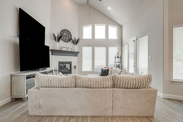 15600 Wild Cherry Lane, Fort Worth, TX 76262