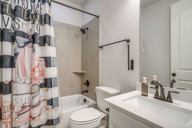 15600 Wild Cherry Lane, Fort Worth, TX 76262
