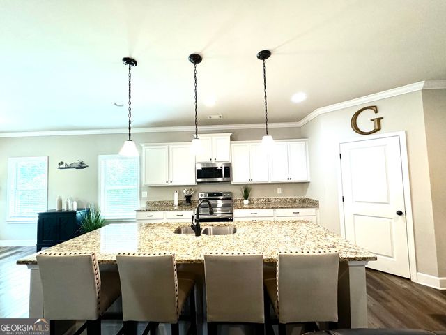 5848 Ridgedale Court, Gainesville, GA 30506