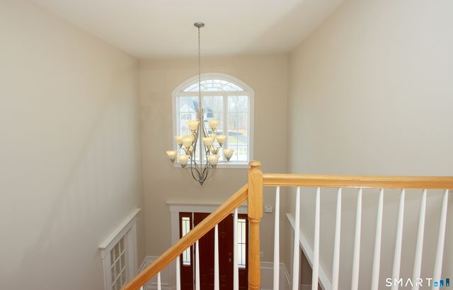 98 Arbor Crossing, East Lyme, CT 06333