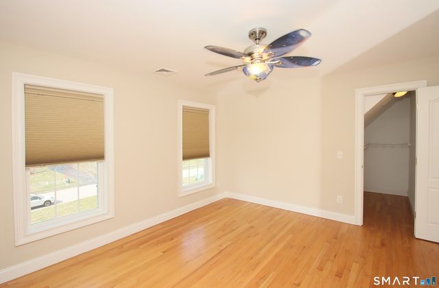 98 Arbor Crossing, East Lyme, CT 06333