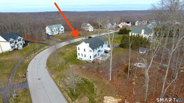 98 Arbor Crossing, East Lyme, CT 06333