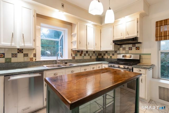 62 Woodland Street, Bristol, CT 06010