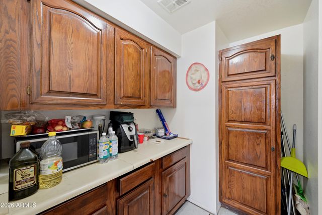 3539 W JOAN DE ARC Avenue, Phoenix, AZ 85029