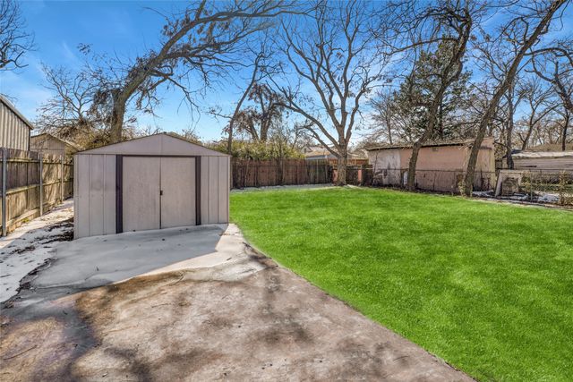 734 Genoa Avenue, Dallas, TX 75216