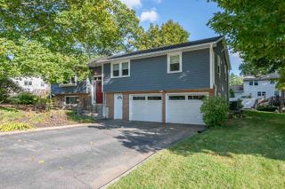 10 Berwick Street, Nashua, NH 03063