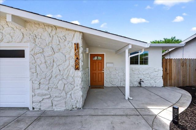 1460 Saturn Court, Milpitas, CA 95035