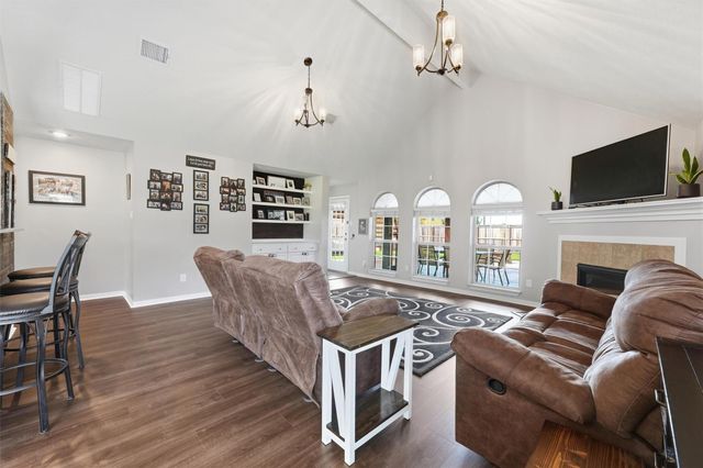 6715 Arlington Drive, Manvel, TX 77578