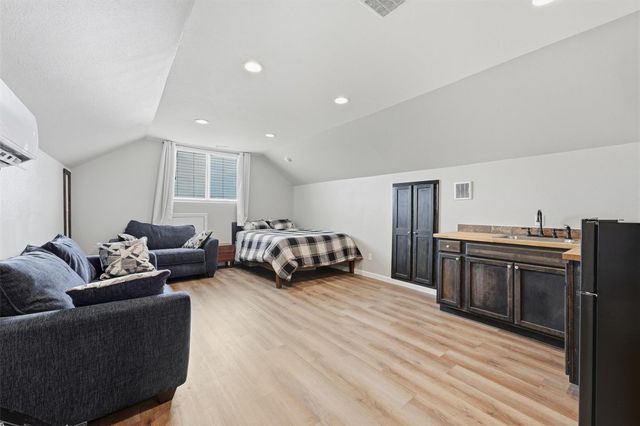 6715 Arlington Drive, Manvel, TX 77578