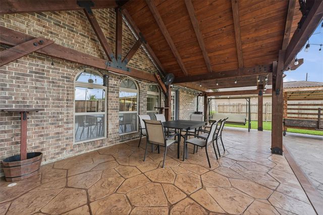 6715 Arlington Drive, Manvel, TX 77578