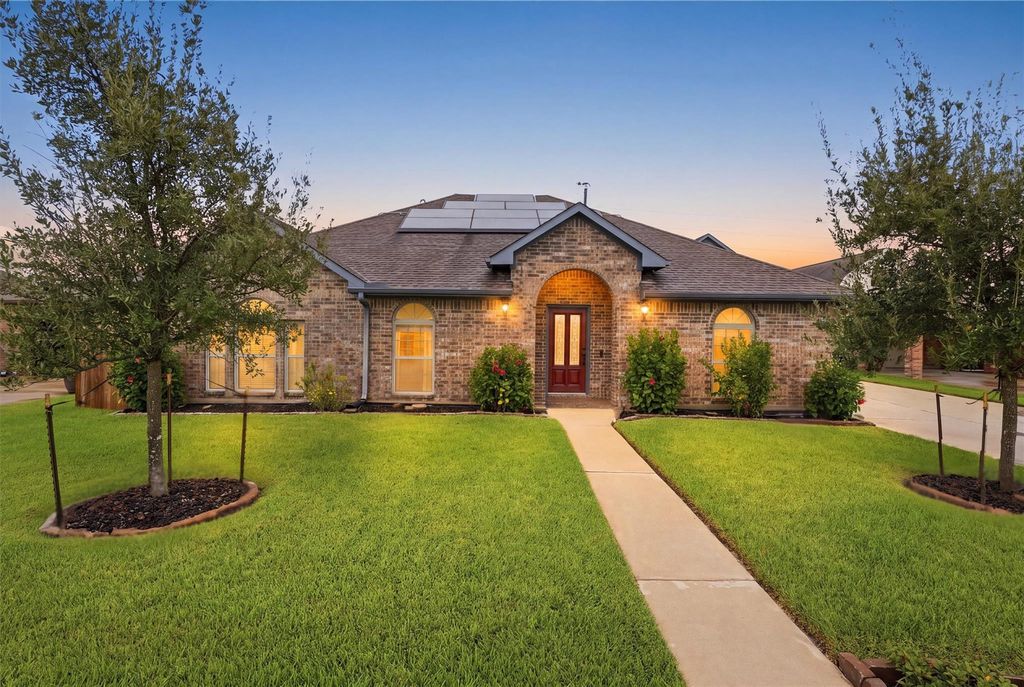 6715 Arlington Drive, Manvel, TX 77578