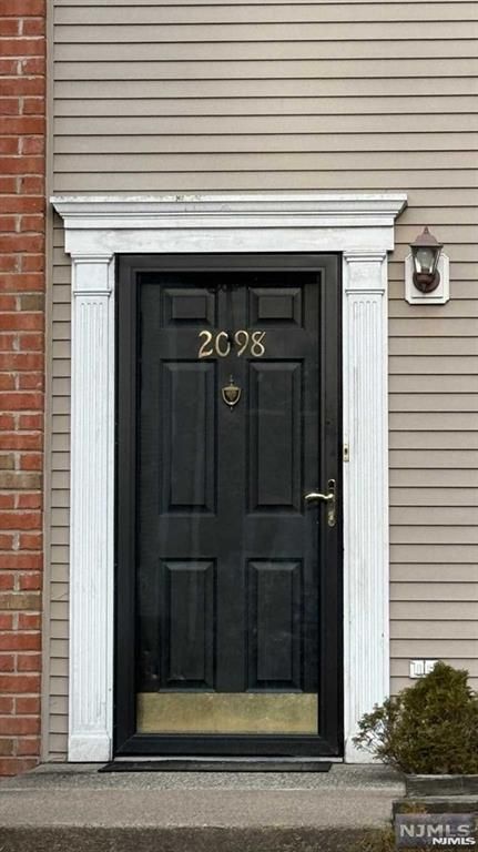 2098 Francis Court 2098, Mahwah, NJ 07430