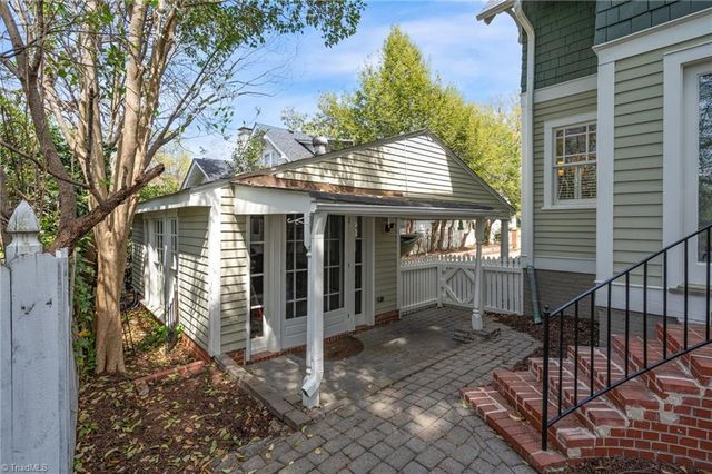 609 Magnolia Street, Greensboro, NC 27401