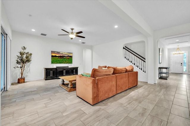 17923 BARN CLOSE DRIVE, Lutz, FL 33559