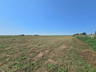 3075 Meier Road S, Sealy, TX 77474