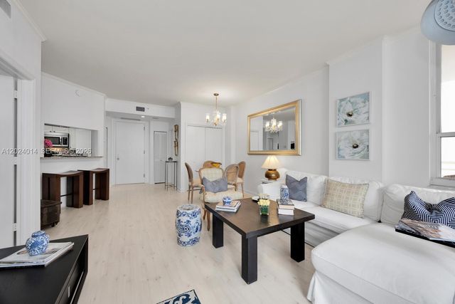 888 Brickell Key Dr 1001, Miami, FL 33131