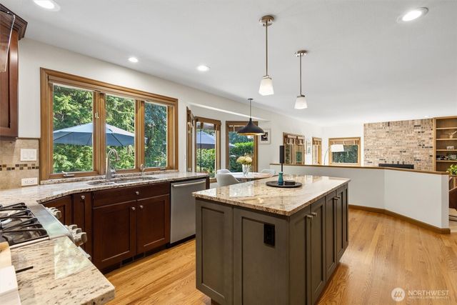 13022 205th Place SE, Issaquah, WA 98027