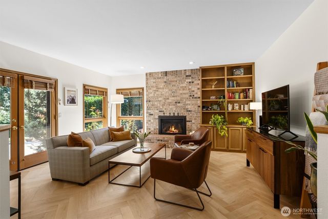 13022 205th Place SE, Issaquah, WA 98027
