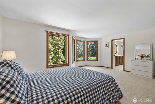 13022 205th Place SE, Issaquah, WA 98027