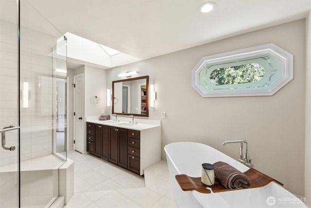13022 205th Place SE, Issaquah, WA 98027
