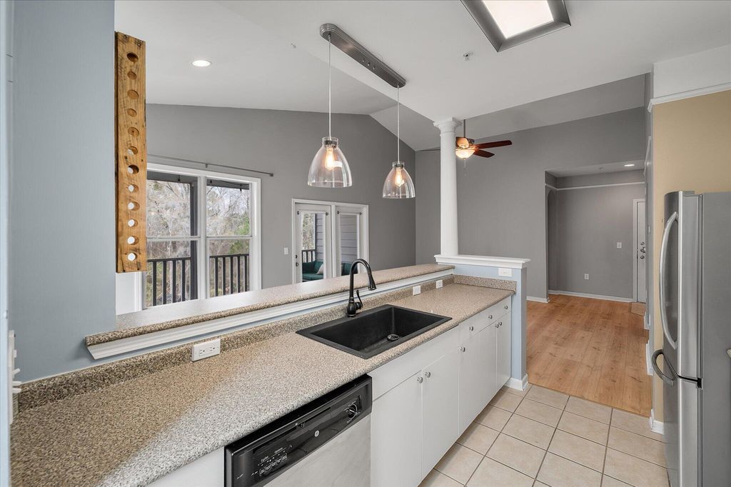 Image 13 of property listing at 2632 Egret Crest Lane, Charleston, SC 29414