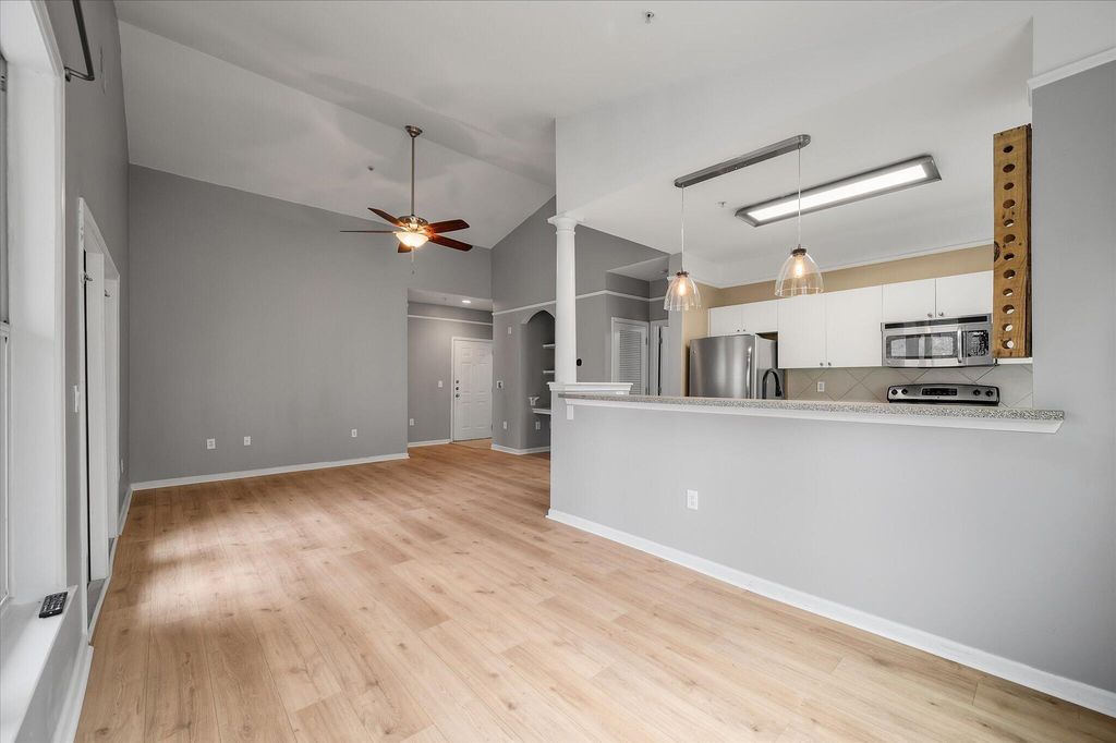 Image 14 of property listing at 2632 Egret Crest Lane, Charleston, SC 29414